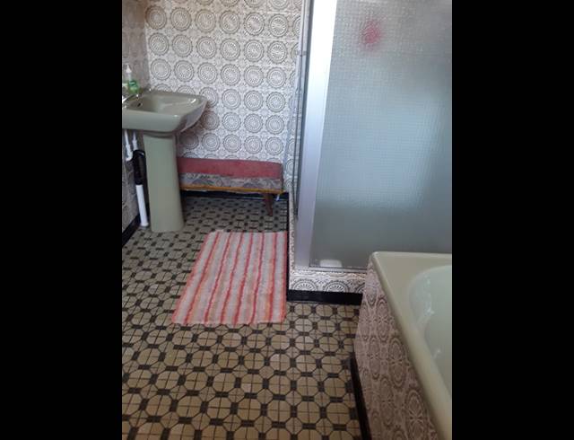 3 BEDROOM HOUSE FOR SALE IN LENNOXTON